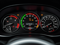 Pahami Isyarat Error di Panel Mobil Modern